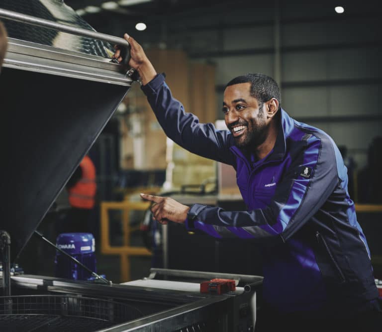 Machine de nettoyage de pièces industrielles